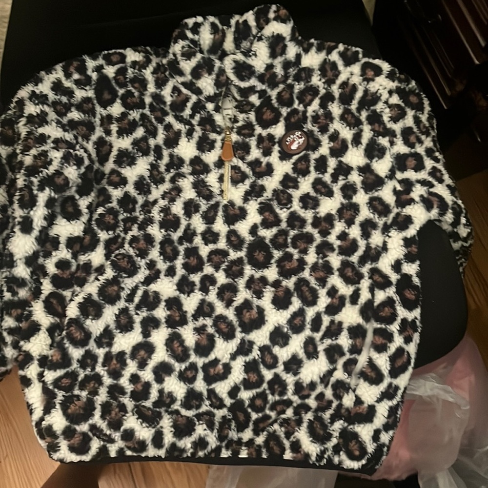 Buc-ees Bucees Kids Sweater Youth Animal Print